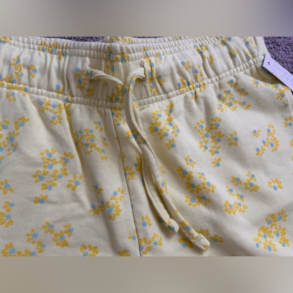 Floral Shorts Nordstrom Rack New with tag - Picture 2 of 4